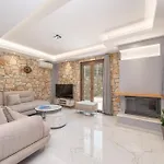 Luxury Ora I