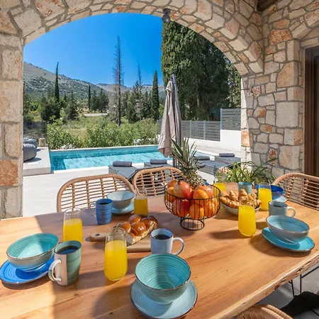 Willa Luxury Ora I Agia Efimia