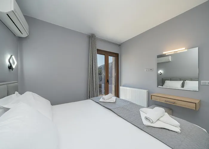 Luxury Ora I