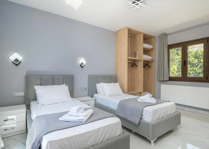 Luxury Ora I