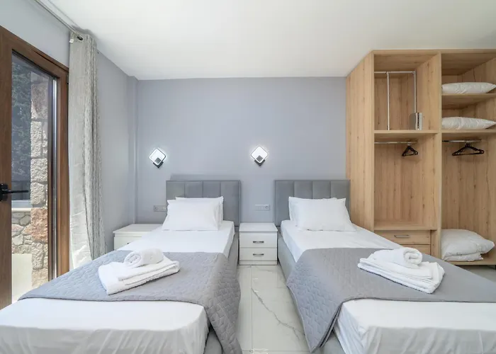Luxury Ora I *