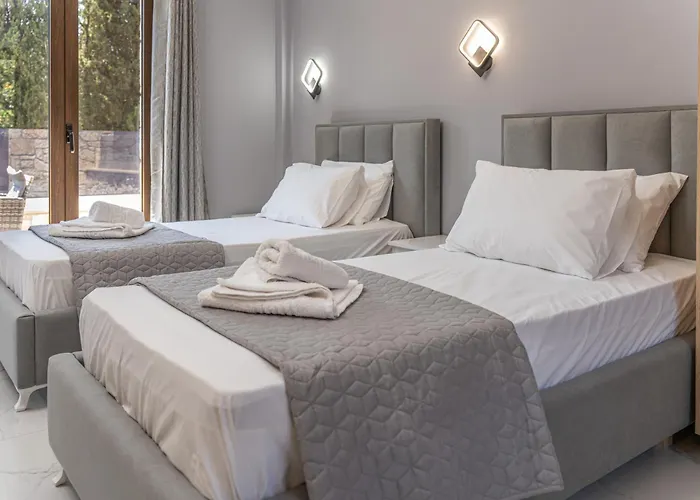 Luxury Ora I * Agia Efimia